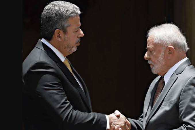 LIRA (PP) PROÍBE DIVULGAÇÃO DA LISTA DOS QUE ASSINARAM PEDIDO DE IMPEACHMENT DE LULA (PT)