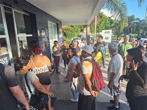 GREVE  NA  PREFEITURA  DE  FLORIANÓPOLIS (SC)