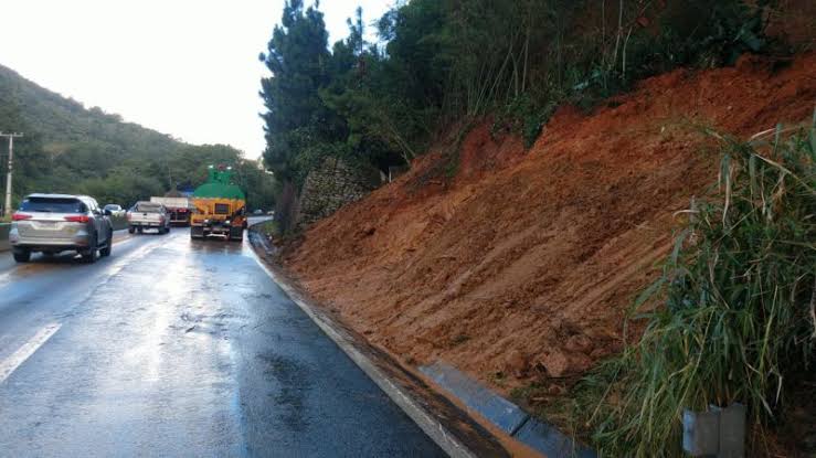 TRÁFEGO LIBERADO NO TRECHO DA BR-101, EM PALHOÇA (SC)