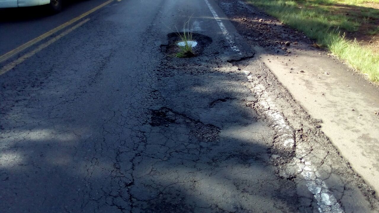 SANTA CATARINA  COM PÉSSIMAS RODOVIAS, PRINCIPALMENTE NO OESTE