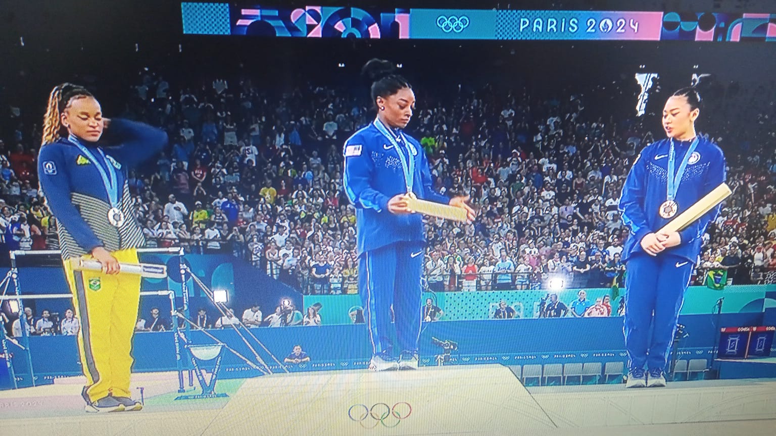 REBECA ANDRADE CONQUISTA PRATA  NAS OLIMPÍADAS DE PARIS