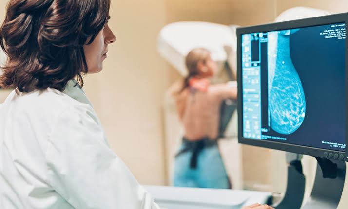 DESCASO NA SAÚDE PÚBLICA  EM SC: MAIS DE 17 MIL MULHERES ESPERAM POR EXAMES DE MAMOGRAFIA