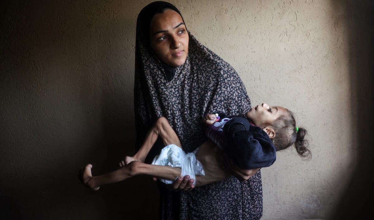 MILHARES DE CRIANÇAS MORRENDO EM GAZA DIANTE CATÁSTROFE DA GUERRA