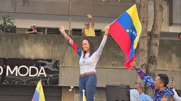 VENEZUELA :  MARIA CORINA MACHADO, LÍDER DE OPOSIÇÃO AO DITADOR  MADURO É SEQUESTRADA