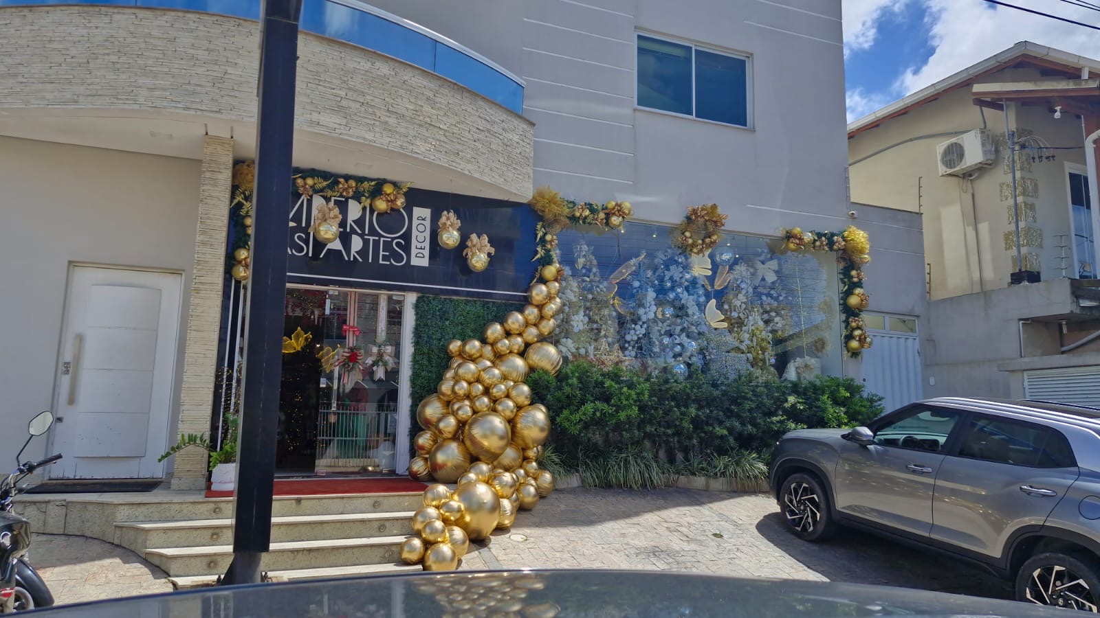 PRODUTOS NATALINOS SÃO DESTAQUES NA IMPÉRIO DAS ARTES DECOR, EM SÃO JOSÉ (SC)