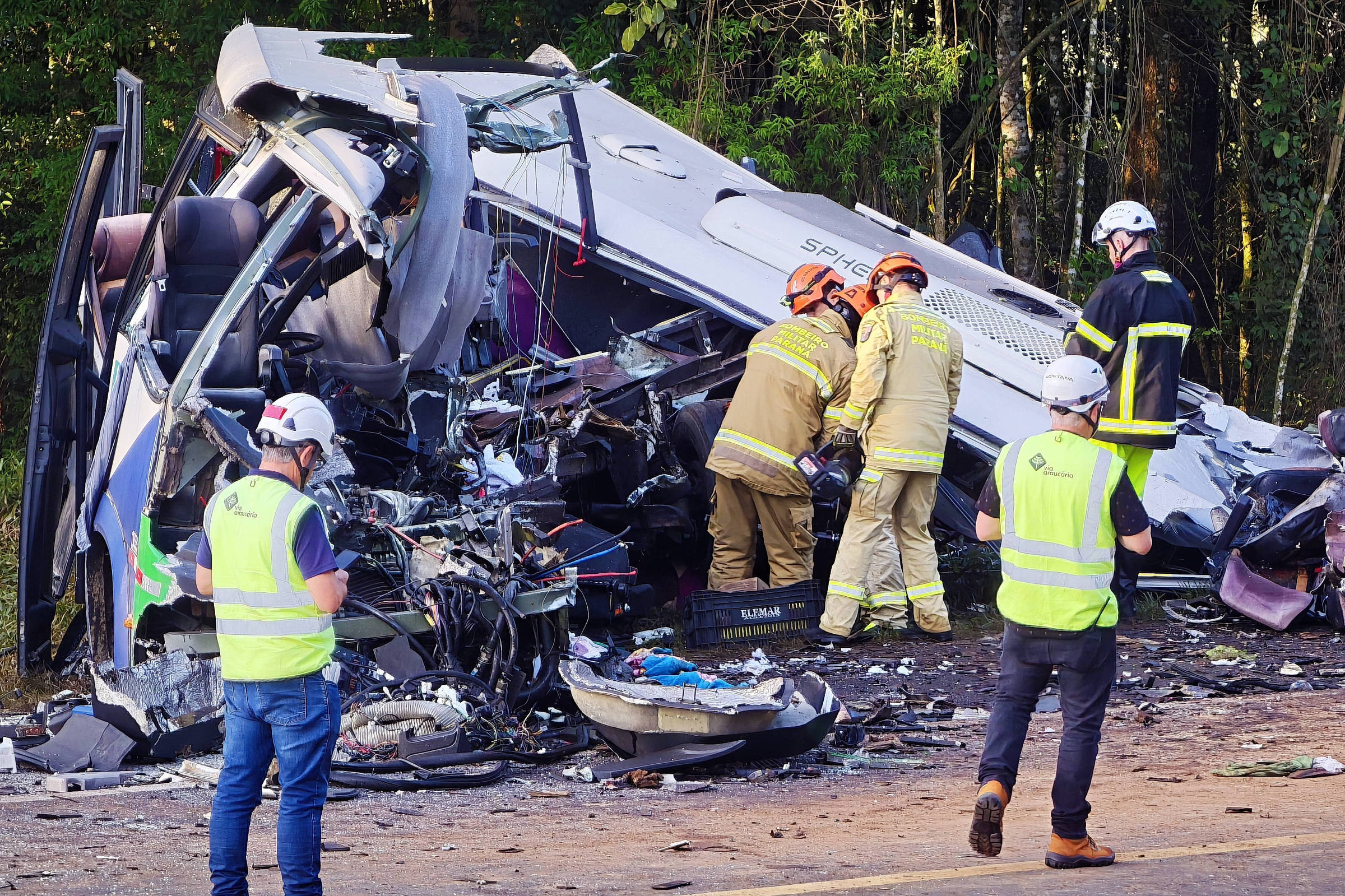 ACIDENTE EM RODOVIA DO PARANÁ PROVOCA  MORTE DE  22 PESSOAS