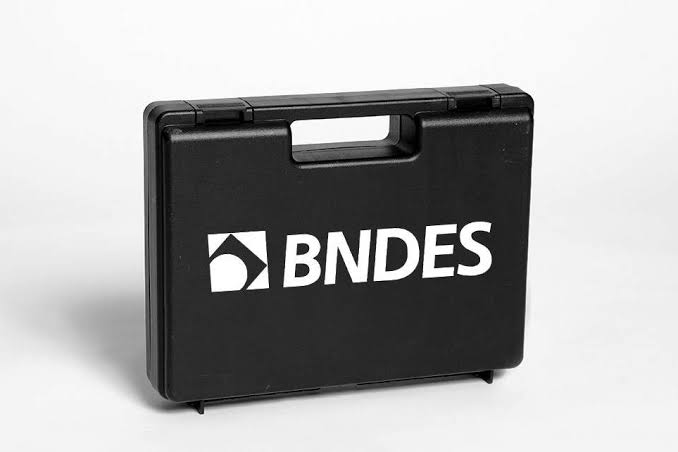 BNDES - Caixa - preta pode revelar absurdos como da falta de licitação de mais de meio bilhão com a Cleary Gottlieb- a mesma da auditoria