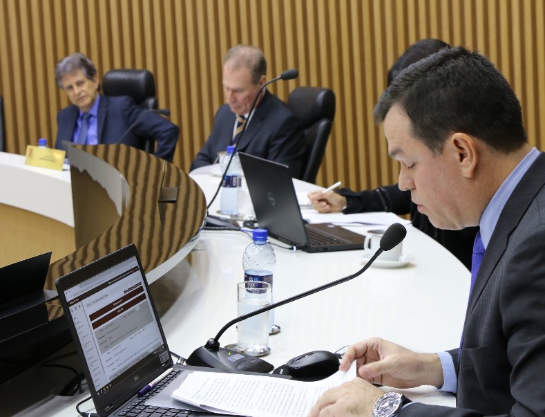 TCE/SC determina ao governo que regulamente o ressarcimento de gastos com combustível até 30 de setembro
