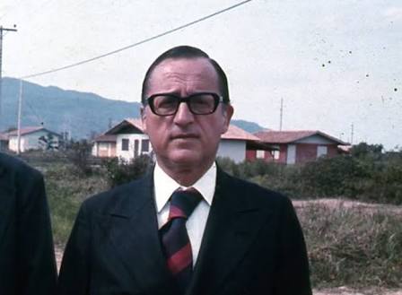 TCE/SC lamenta perda de Konder Reis que morreu na terça-feira,12 de junho