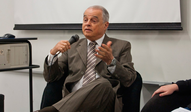 Morre em Florianópolis (SC), o Jornalista e Radialista Walter Souza