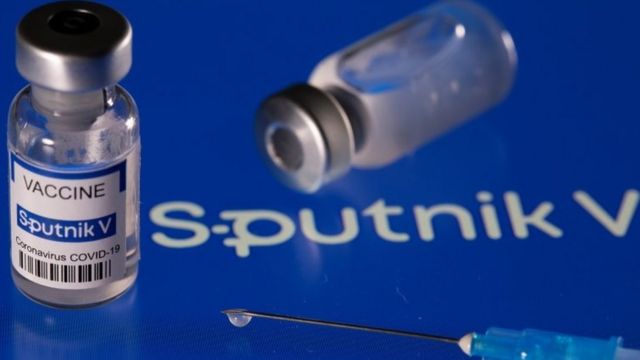 Vacina Sputnik V , da Rússia não autorizada ainda pela ANVISA sendo oferecida no Brasil