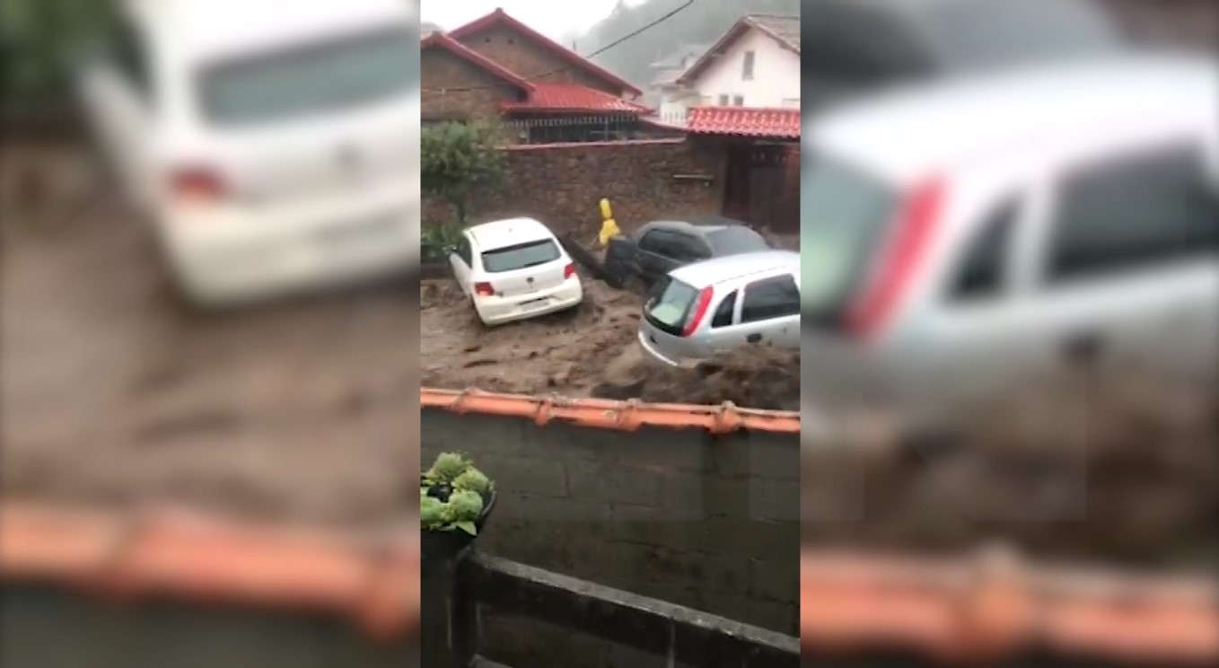 Tragédia em Petrópolis (RJ): Enxurrada provoca mortes e destruição