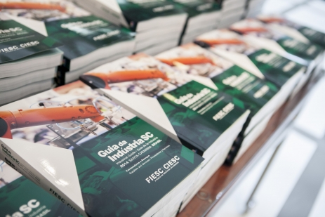 Guia reúne informações de mais de 7 mil indústrias de SC