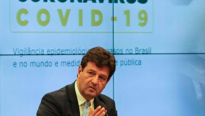 Coronavírus: Bolsonaro recebe saraivada de críticas no país. Brasil poderá ter mais de 5.500 mortes até 06 de abril, diz ABIN