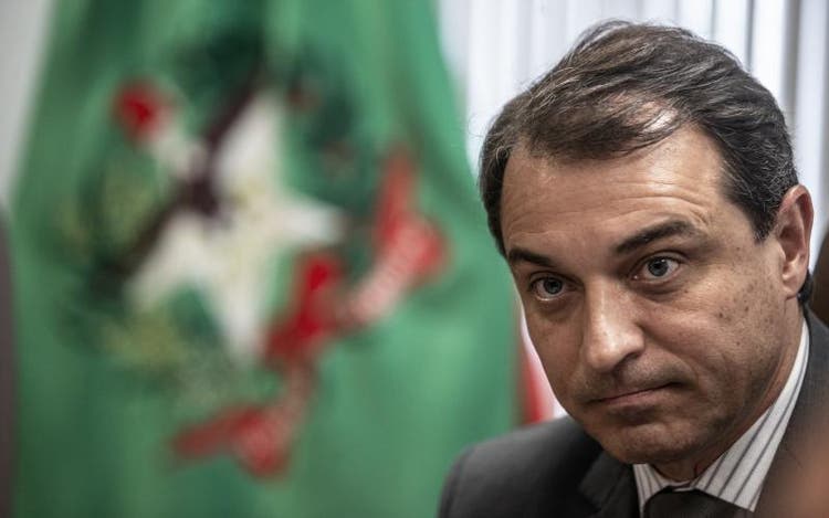 Rombos milionários no governo de Moisés (PSL); precisam serem contidos. Varredura será feita em mais de 700 contratos. Um deles, deputado denunciou na Alesc