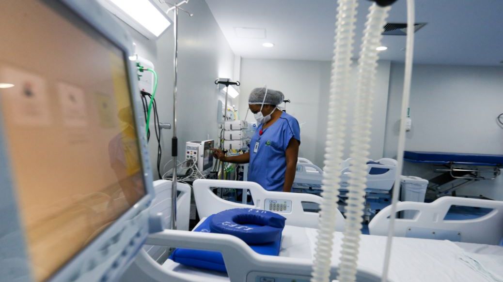 Brasil e a grave crise com avanço da pandemia da Covid-19